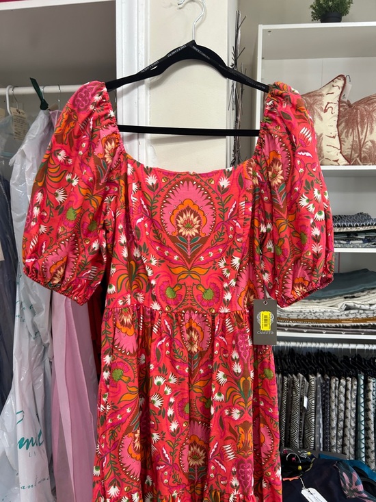 Vince Camuto Pink & Orange Floral Midi Dress with Puff Sleeves - Picture 5 of 6